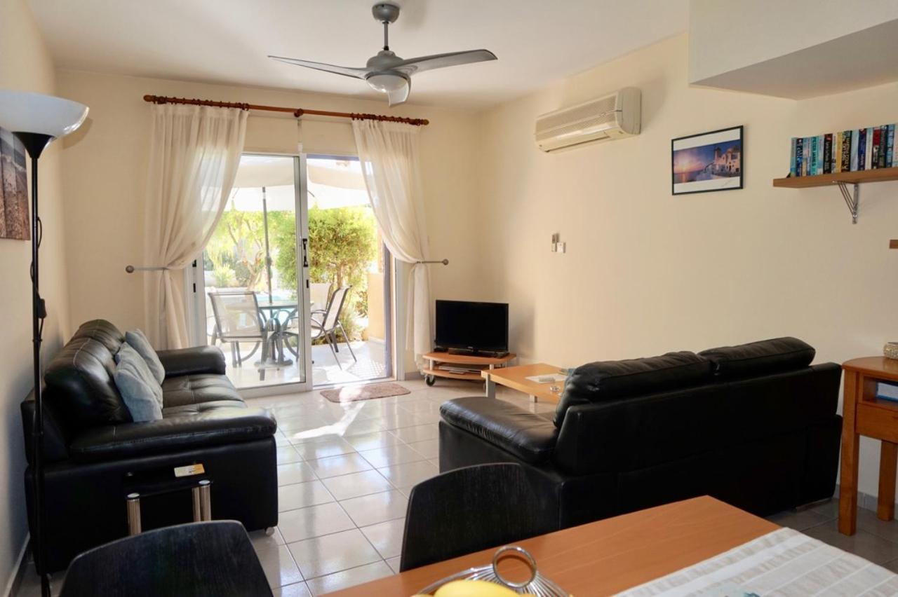 Villa Ilios In Kato Paphos Exterior photo